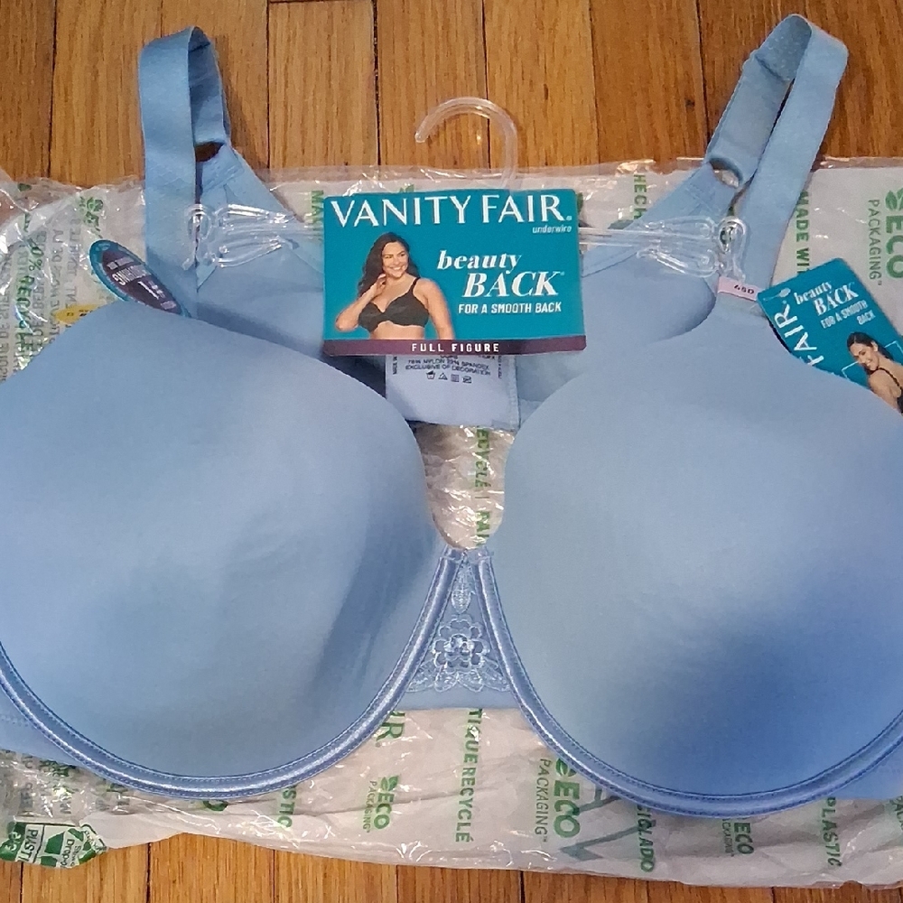 Vanity Fair Powder Blue Smooth Molded Full Coverage Bra